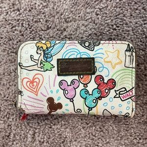 DOONEY & BOURKE DISNEY PATTERN WALLET